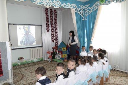 "Көбелек" ортаңғы тобы ашық оқу қызметі